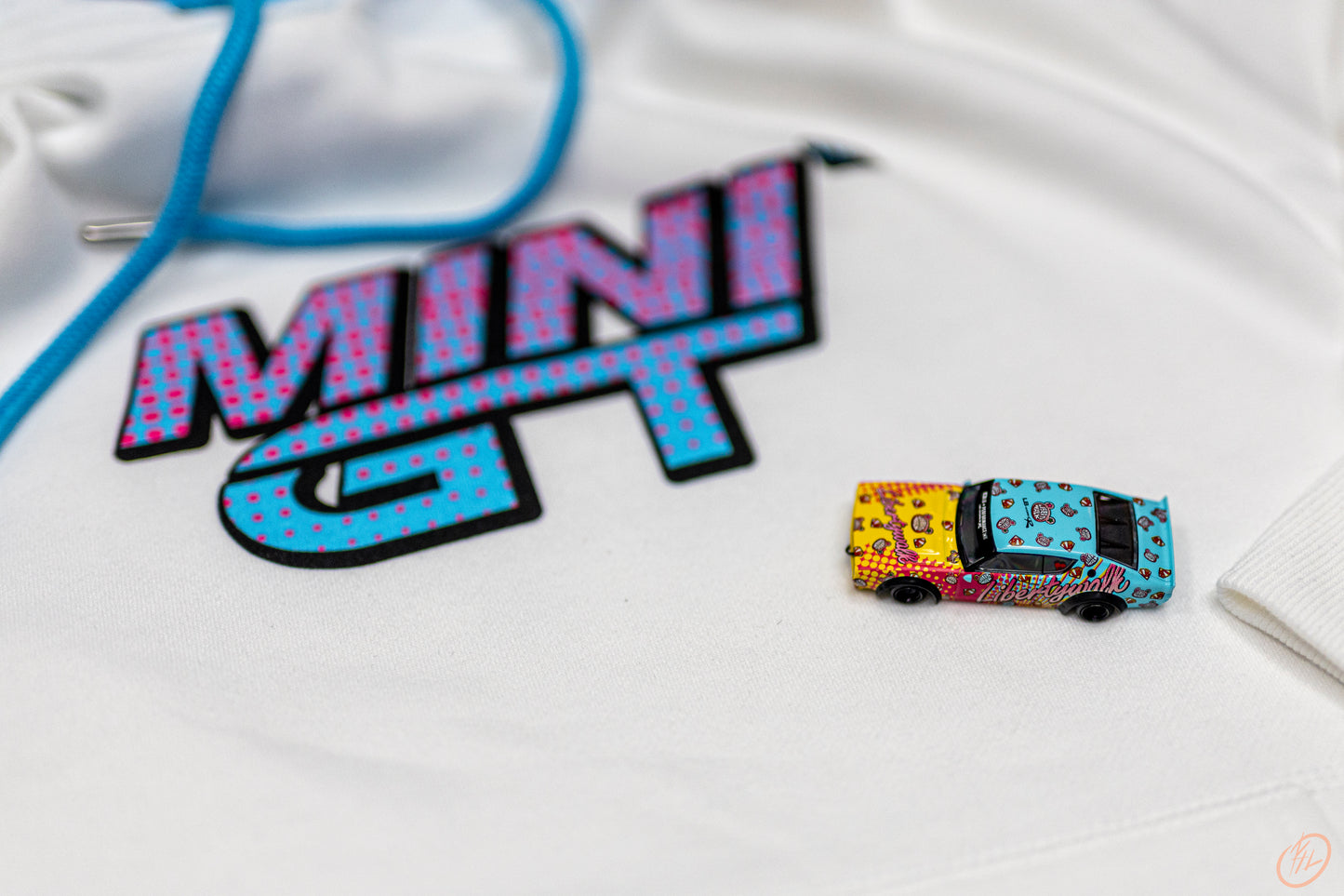 Zestaw bluza MiniGT x LB Kuma + Nissan Skyline KENMERI LBWK KUMA